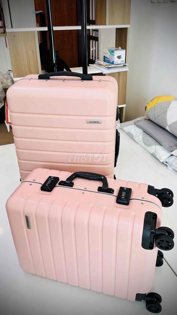 Vali kéo Samsonite Titan Hồng, Xám 20, 24. Mua bán Túi xách tại Quận 8 Tp Hồ Chí Minh được đăng bởi Thu Mua SamSoNite hình 1