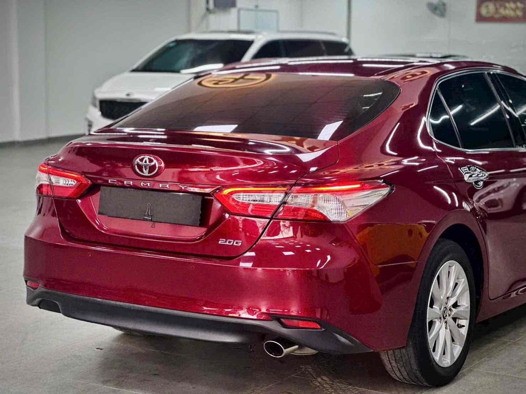 Toyota Camry 2.0G 2019 siêu đẹp. Mua bán Ô tô tại Quận 3 Tp Hồ Chí Minh được đăng bởi Nguyen Trung hình 9