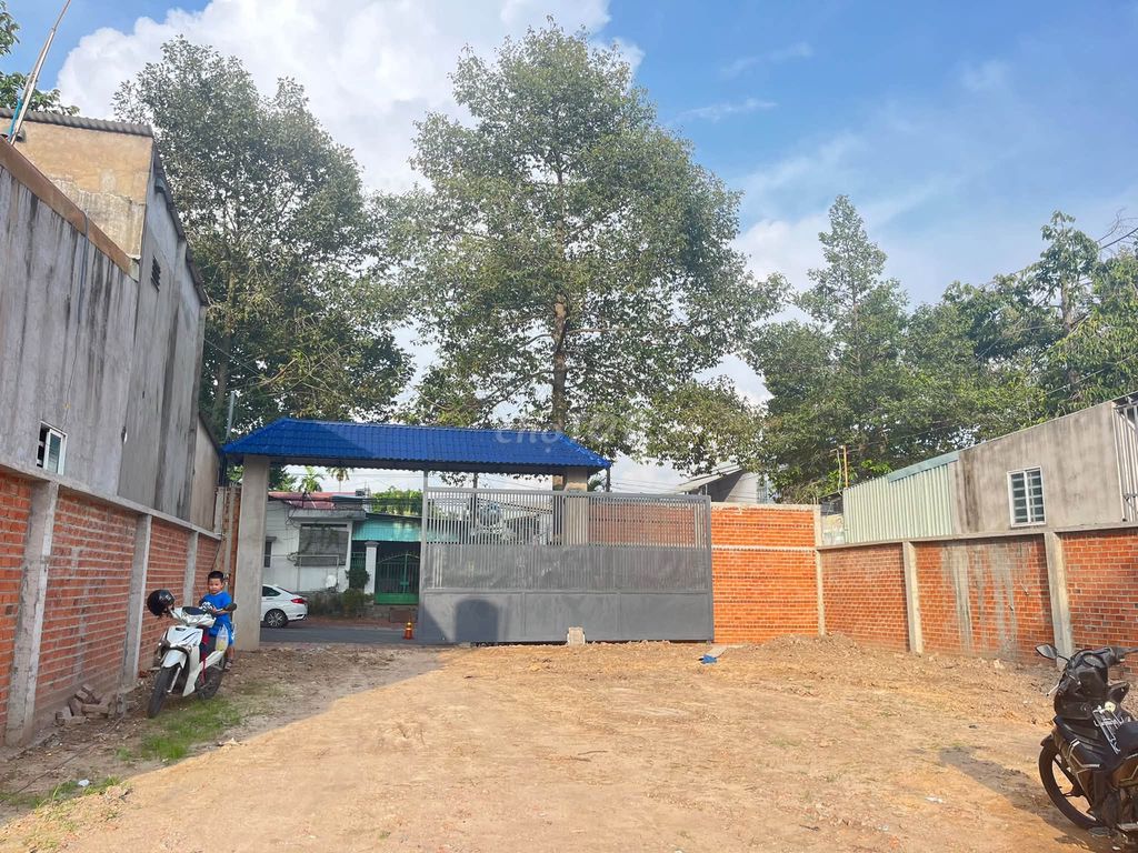 Bán đất mặt tiền 1.105,7m² TP Thủ Dầu Một, Bình Dương