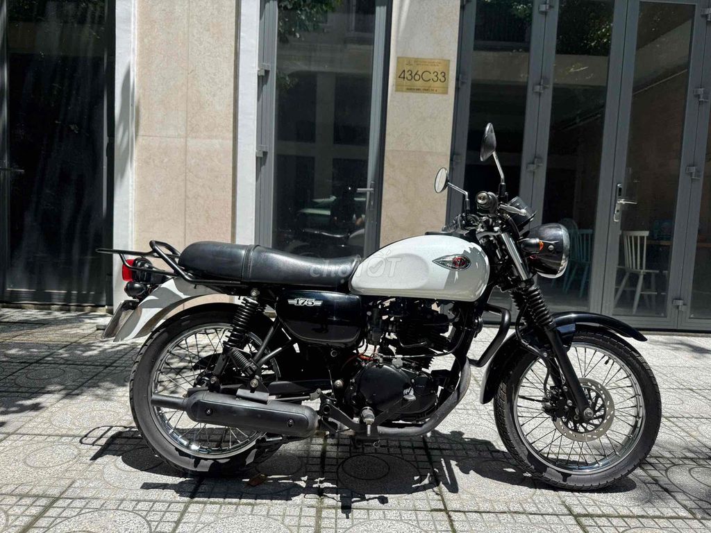 Оригинальный держатель городского номерного знака Kawasaki W175