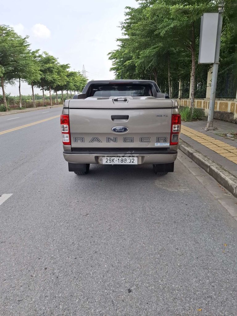 2020 XLS 2.2L 4x2 AT. Mua bán Ô tô tại Huyện Hoài Đức Hà Nội được đăng bởi SƠN HOÀI ĐỨC hình 2