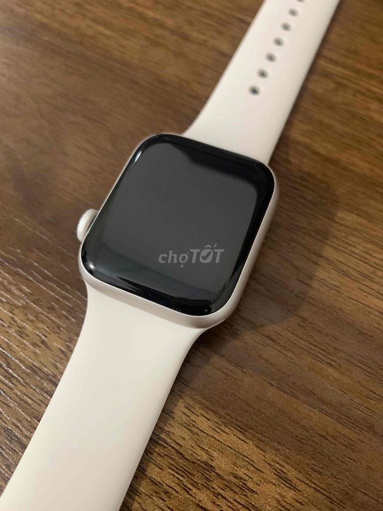 Apple Watch SE 2 2022 Star nhôm 40mm gps. Mua bán Thiết bị đeo thông minh tại Thành phố Thủ Dầu Một Bình Dương được đăng bởi Minh  hình 1