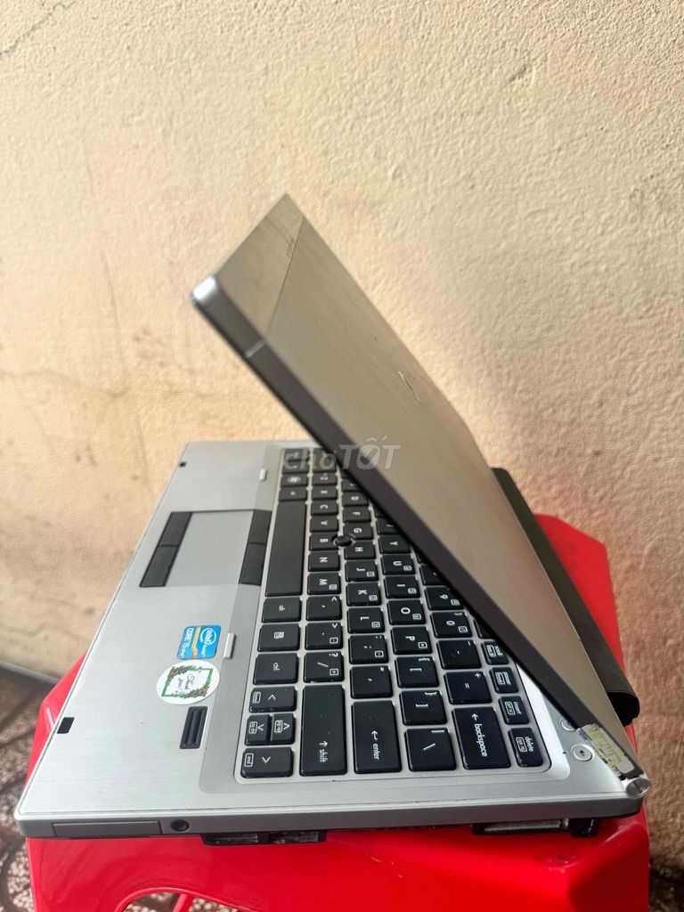 Laptop HP cũ Core i5 Ram 8G ổ cứng SSD Windows 10