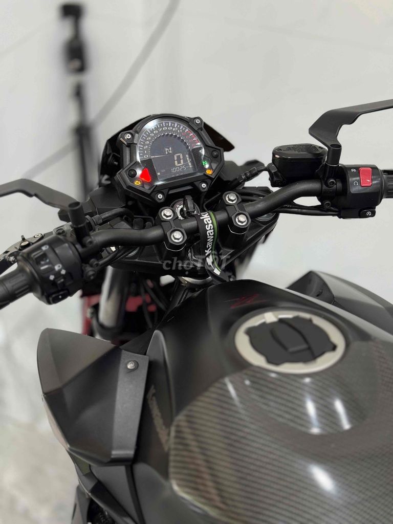 Kawasaki Z400 ABS 10.000 km như mới