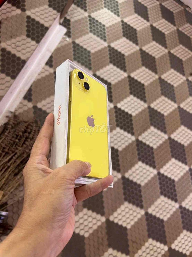 iphone 14plus 128gb vàng qtế mỹ pin96 zin áp suất. Mua bán Điện thoại tại Quận 3 Tp Hồ Chí Minh được đăng bởi Nam Á Mobile hình 1
