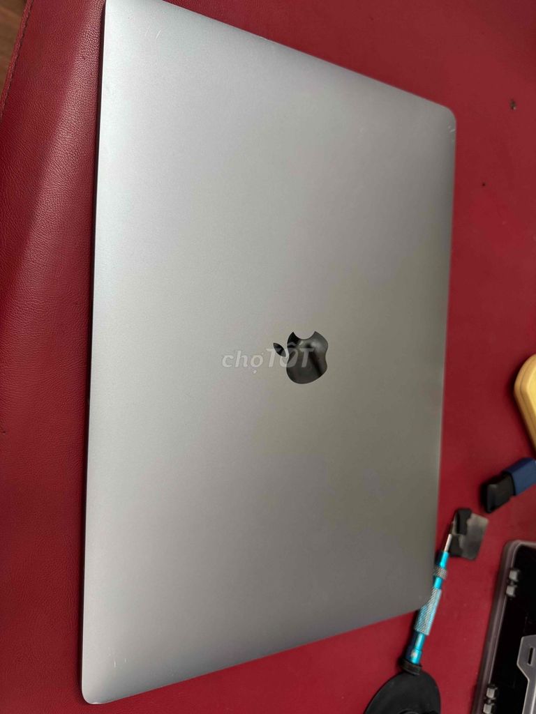 Apple Macbook Pro 2017 i7 15.6 inch 16GB/500GB. Mua bán Laptop tại Quận Bình Thạnh Tp Hồ Chí Minh được đăng bởi Chí Hướng Computer hình 1