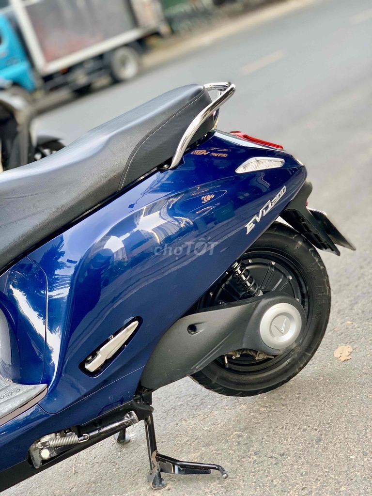VinFast Evo 200 2022 – Đã Mua Pin – BSTP – Xe Đẹp. Mua bán Xe điện tại Thành phố Thủ Đức Tp Hồ Chí Minh được đăng bởi iMotorbike Khương Phan hình 8