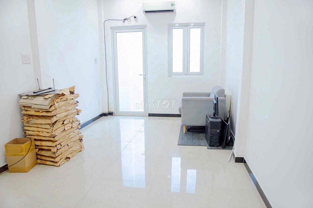 CHO THUÊ Mặt Tiền Nguyên Căn Luỹ Bán Bích, Tân Phú chỉ 18 triệu/ tháng. Cho thuê nhà ở tại Quận Tân Phú Tp Hồ Chí Minh được đăng bởi Tổng Đại Lý Vé Số Đại Hoàng Minh hình 4