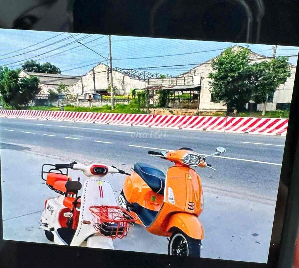 Piaggio Vespa 2020 mau Cam 8000 km. Mua bán Xe máy tại Thị xã Bến Cát Bình Dương được đăng bởi thu sang hình 2