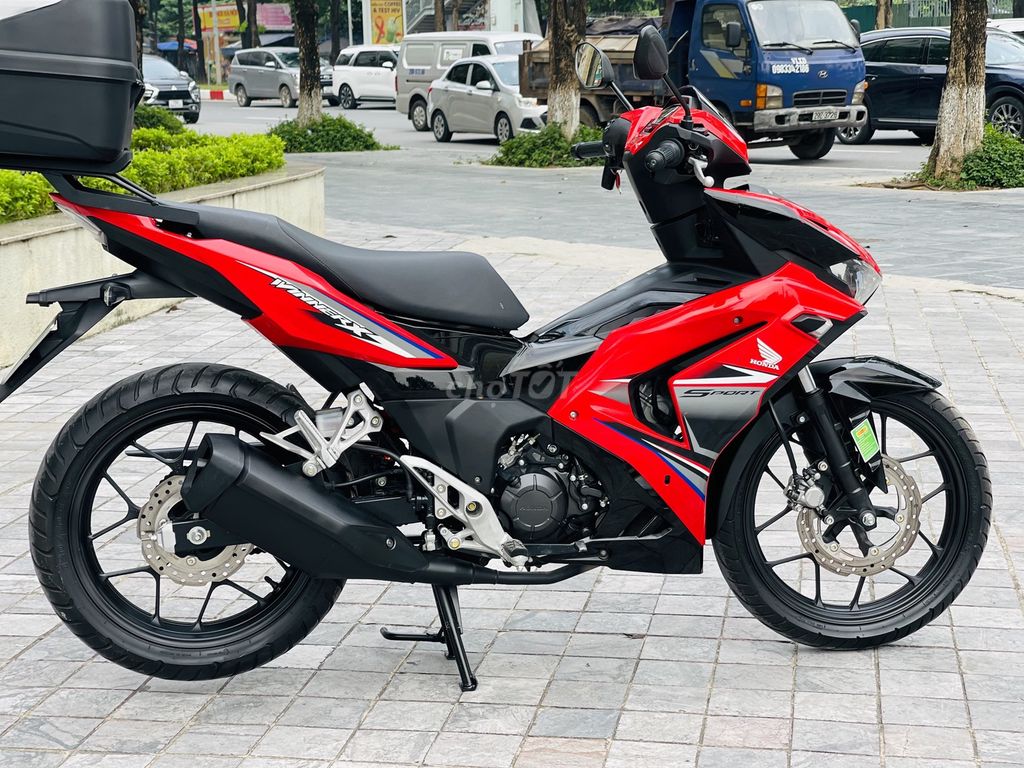 HONDA WINNER X 150 BẢN V3 BẢN MỚI 224 VỪA LĂN BÁNH. Mua bán Xe máy tại Quận Bắc Từ Liêm Hà Nội được đăng bởi VIỆT ANH hình 4