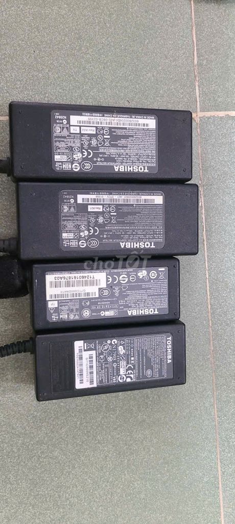 4c Sạc laptop Toshiba Đen. Mua bán Phụ kiện (Màn hình, Chuột...) tại Huyện Châu Thành Sóc Trăng được đăng bởi Máy Khoan Máy Mài Hàng Bãi  Chợ Trà Quýt  hình 1