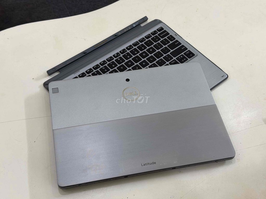 Dell Latitude 7210 i5 10310U 16G 256G 12" LTE W10. Mua bán Laptop tại Quận Ba Đình Hà Nội được đăng bởi Tuấn Đức Laptop hình 1