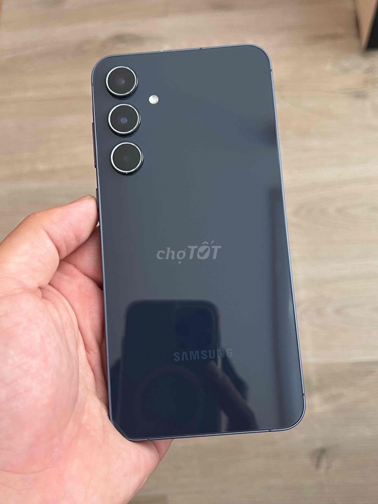 Samsung Galaxy A55 5G 128GB Xám. Mua bán Điện thoại tại Quận 12 Tp Hồ Chí Minh được đăng bởi OkShop hình 1