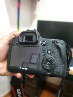 Canon 6D ít shot đẹp mới