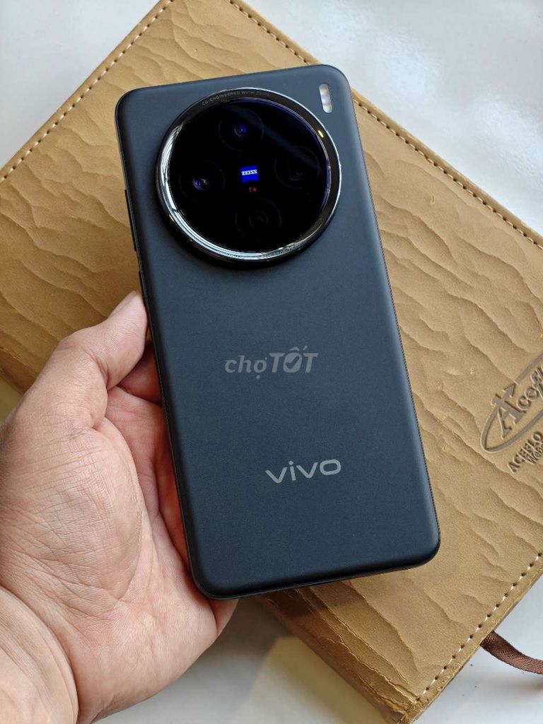 Vivo X200 New QUỐC TẾ, 12/256 đẹp keng chưa active. Mua bán Điện thoại tại Quận Thanh Xuân Hà Nội được đăng bởi GA STORE hình 1