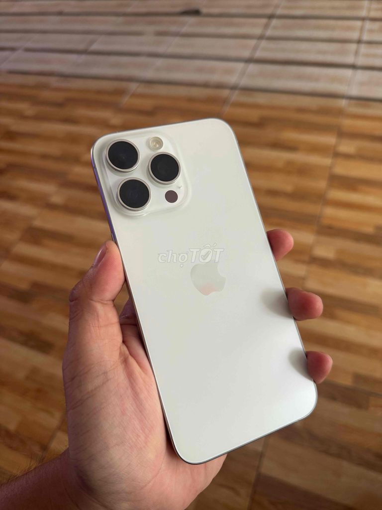 iPhone 15 Pro Max 256GB Trắng. Mua bán Điện thoại tại Quận Bình Thuỷ Cần Thơ được đăng bởi Ann Hp hình 1
