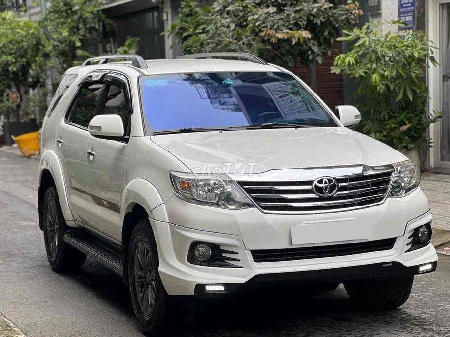 Toyota Fortuner TRD Sportivo 2016 4x2 AT. Mua bán Ô tô tại Quận Gò Vấp Tp Hồ Chí Minh được đăng bởi Ca Thị Thanh Huệ hình 5