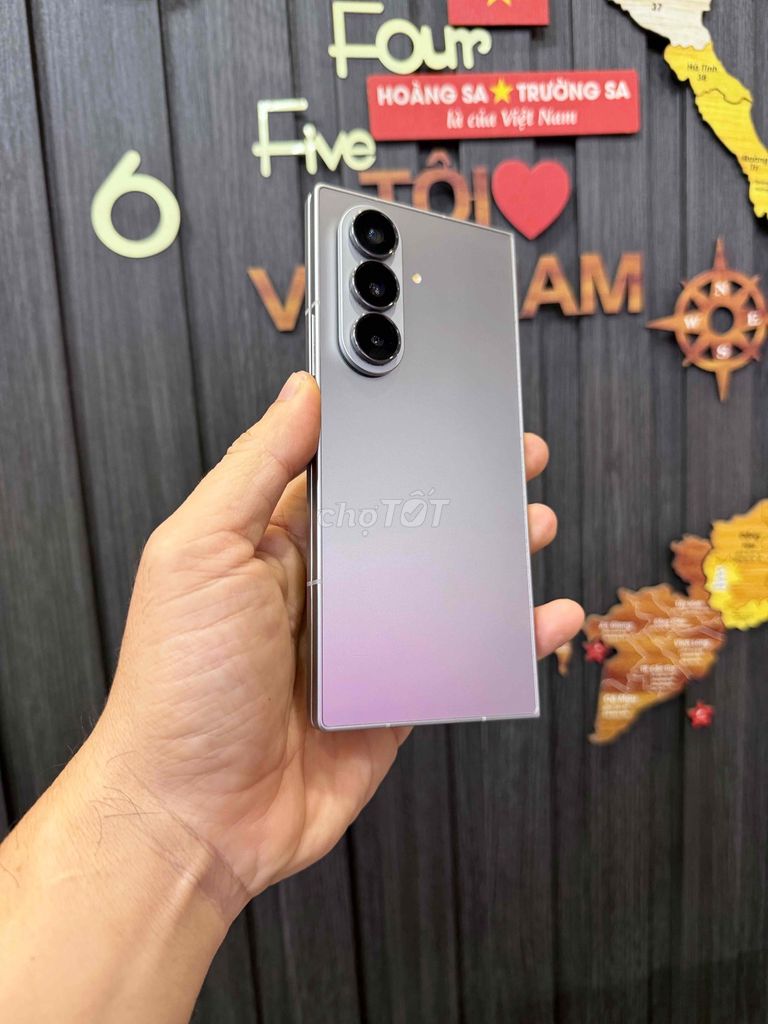 Samsung Zfold 7 256GB Xám Điện thoại gập. Mua bán Điện thoại tại Thành phố Buôn Ma Thuột Đắk Lắk được đăng bởi Vũ store mua bán trao đổi smartphone iphone samsungmxe máy laptop hình 1