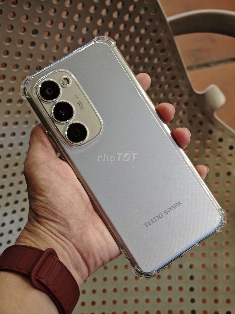 Tecno Spark 40 Pro+ 256GB Bạc. Mua bán Điện thoại tại Thành phố Châu Đốc An Giang được đăng bởi Bơ Store Điện thoại xách tay Châu Đốc  AG hình 1