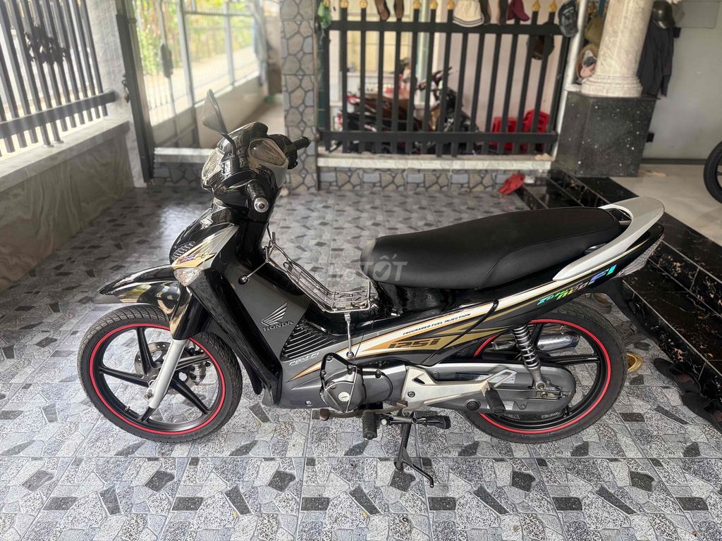 cần bán funeo2009fi máy zin cộp đã rút hs cầm tay. Mua bán Xe máy tại Quận Thốt Nốt Cần Thơ được đăng bởi quagn hình 6