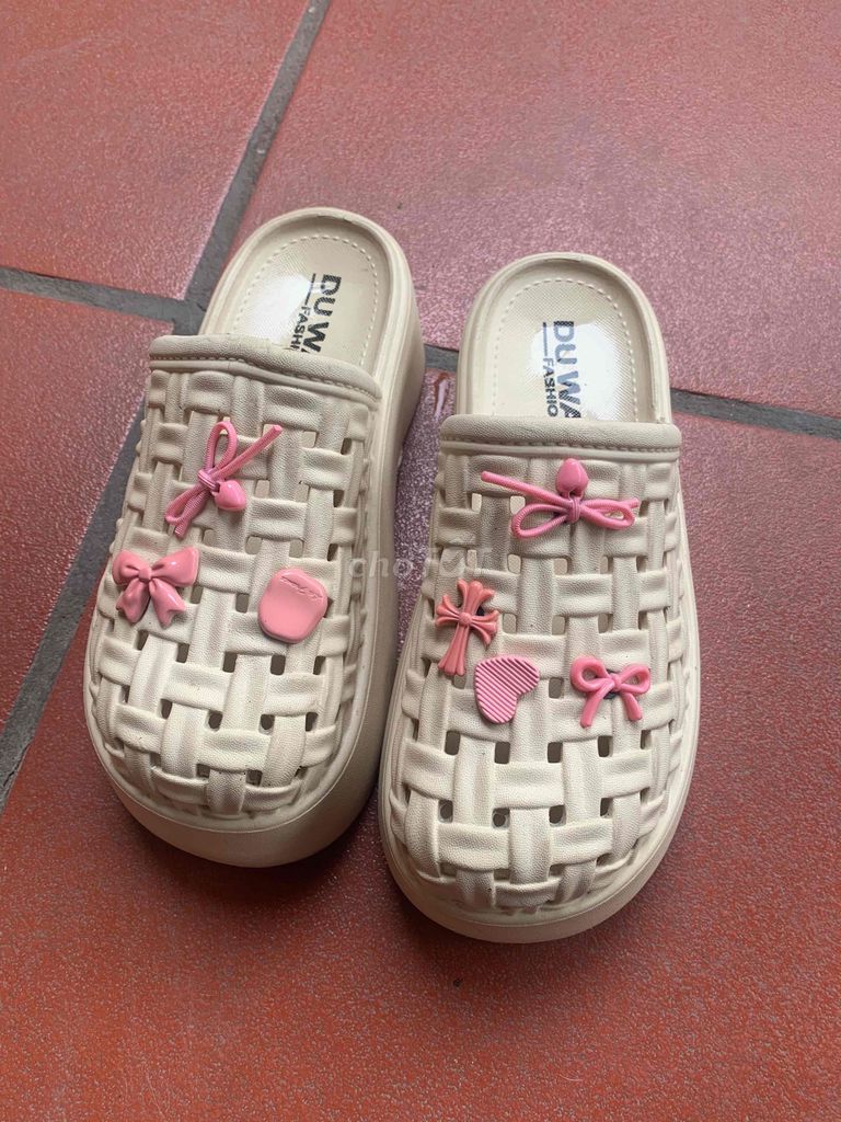 Dép sục DUWA Nữ size 36. Mua bán Giày dép tại Huyện Đông Anh Hà Nội được đăng bởi shop linh tinh hình 1