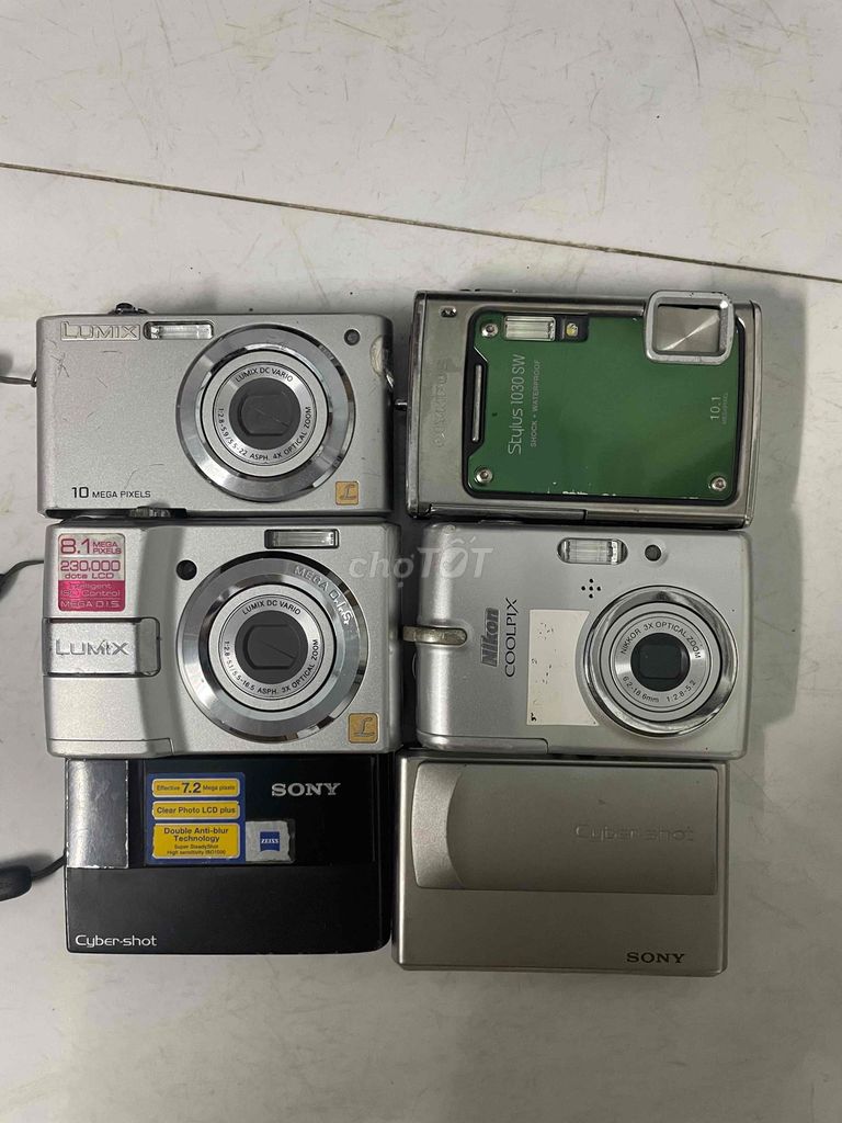 Máy ảnh Sony Cyber-shot Bạc Không pin. Mua bán Máy ảnh, Máy quay tại Huyện Hóc Môn Tp Hồ Chí Minh được đăng bởi Nguyễn Hữu Duy hình 1