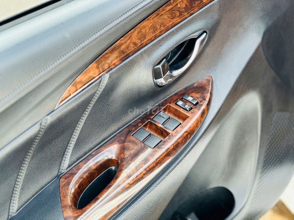 Toyota Yaris 2015 G màu Trắng. Mua bán Ô tô tại Thành phố Pleiku Gia Lai được đăng bởi Kết Nguyễn hình 18