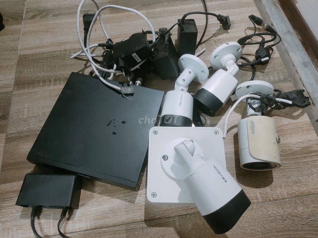 Bộ camera an ninh KBVISION Trắng, Đen. Mua bán Máy ảnh, Máy quay tại Thành phố Biên Hòa Đồng Nai được đăng bởi Quỳnh hình 1