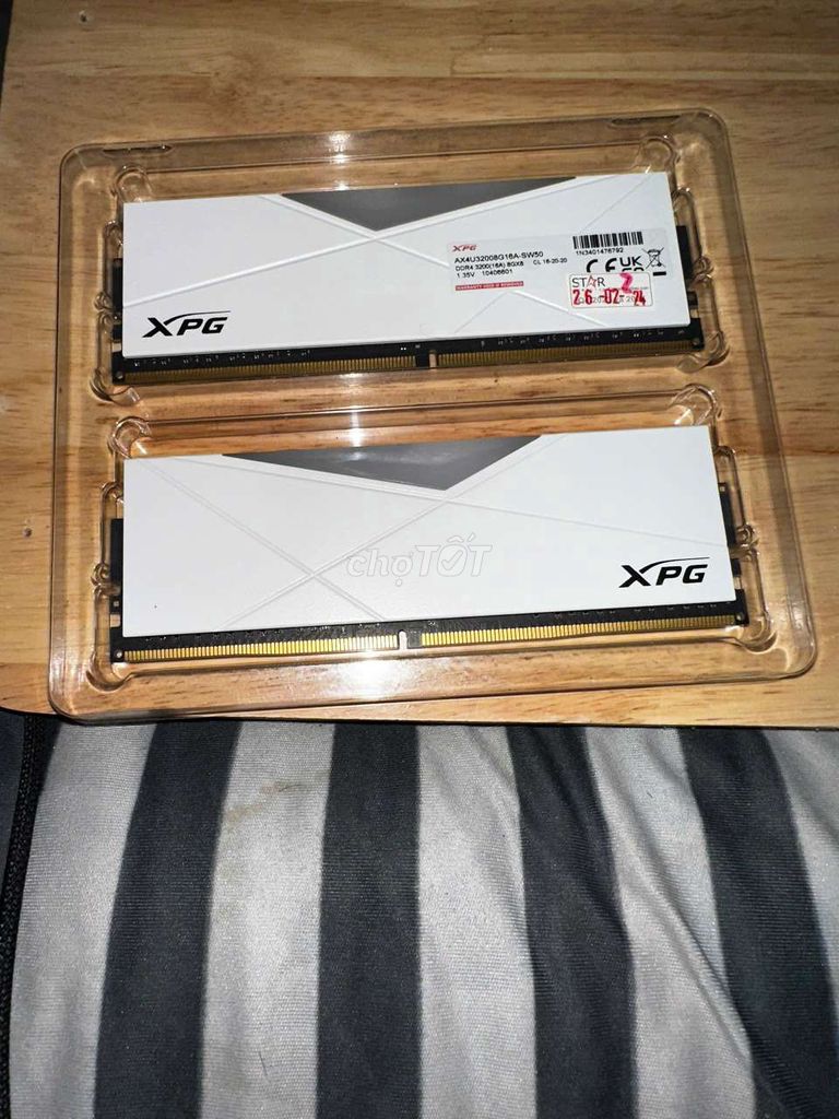 RAM XPG 8GB x2 3200MHz Trắng Mới. Mua bán Linh kiện (RAM, Card...) tại Huyện An Biên Kiên Giang được đăng bởi minh nguyễn hình 1