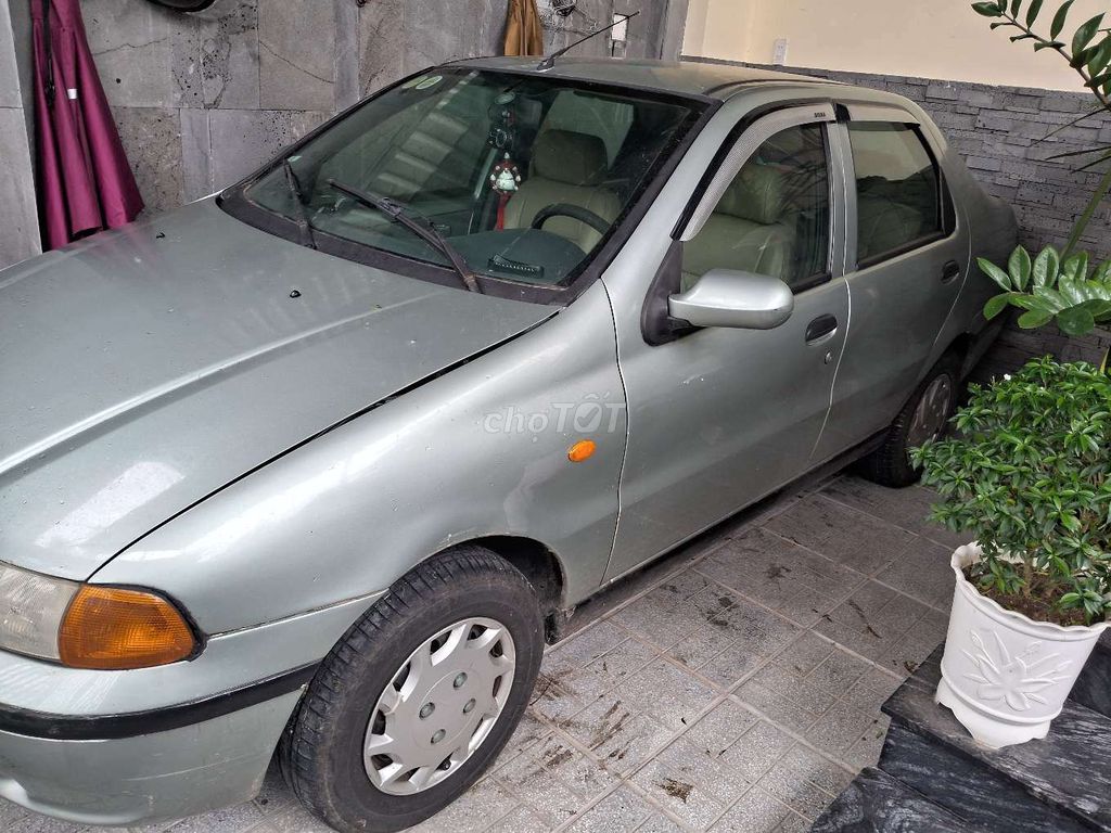 Fiat Siena Bạc 5 chỗ Số sàn. Mua bán Ô tô tại Thành phố Huế Thừa Thiên Huế được đăng bởi Hồng Đức hình 2