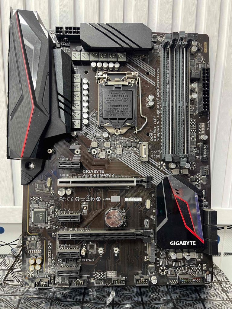 Combo Z390 GamingX - Core i5 9600K