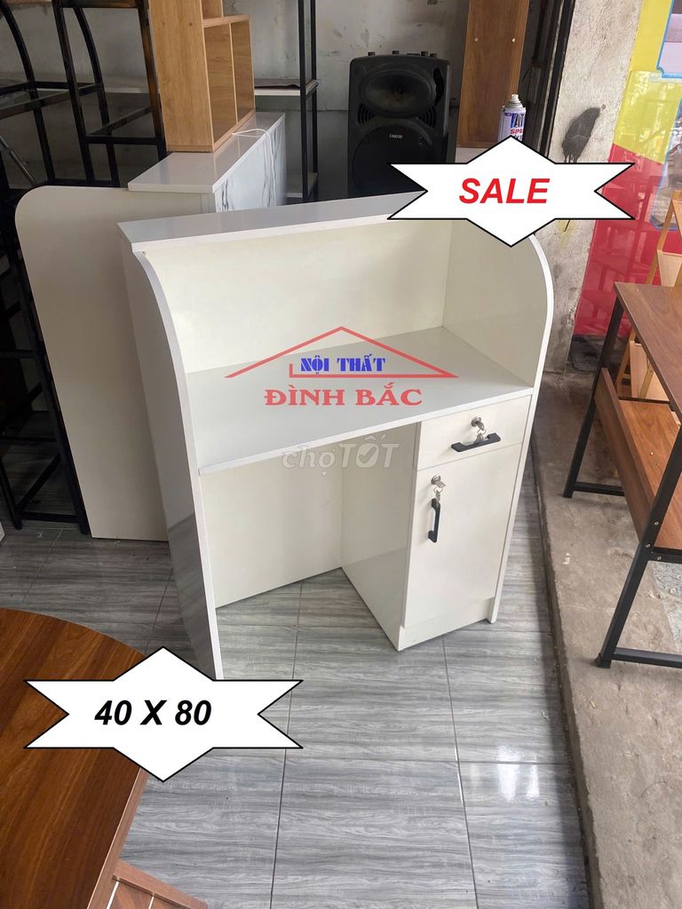 QUẦY SHOP 80 X 40 CÓ SẴN ( SALE )