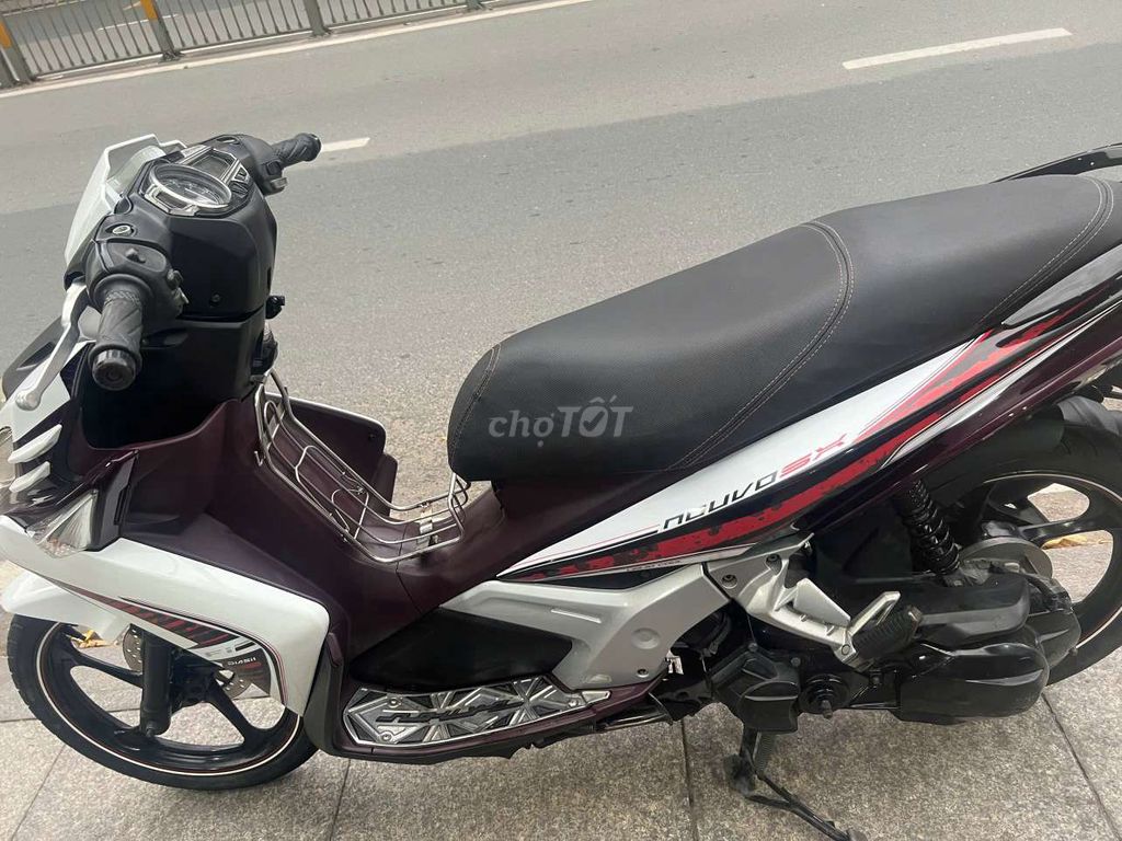 Yamaha Nouvo năm 2014 mới 90% biển số thành phố. Mua bán Xe máy tại Quận Tân Phú Tp Hồ Chí Minh được đăng bởi Tuanduy hình 5