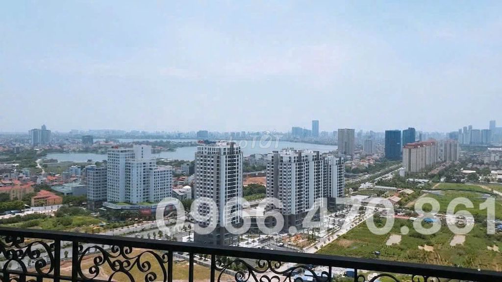 Угловая квартира Sunshine Riverside 3СП 100м² с видом на Западное озеро