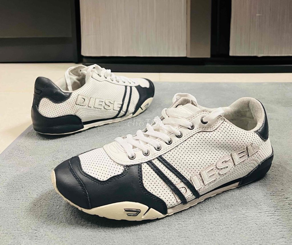 Diesel - size 42