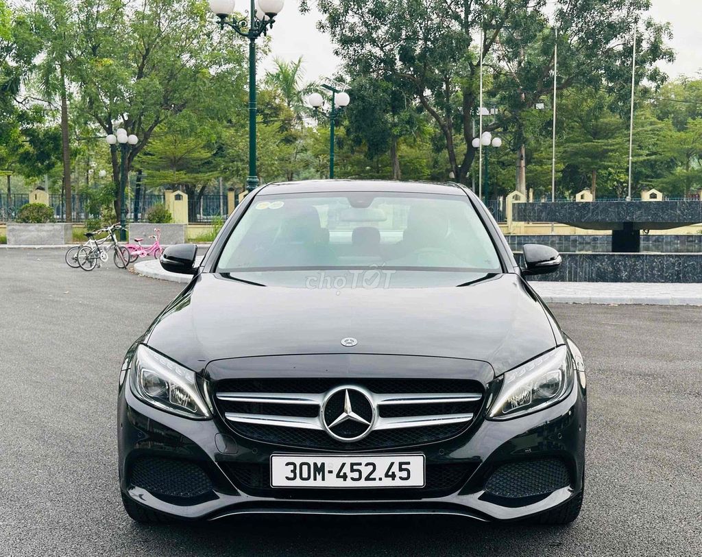 Mercedes Benz C Class 2018 C200 - 28732 km. Mua bán Ô tô tại Quận Cầu Giấy Hà Nội được đăng bởi Tuấn hình 2