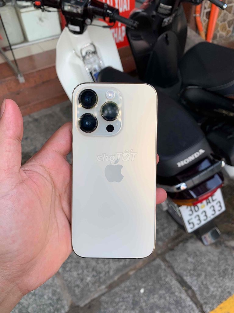 Apple iPhone 14 Pro 256GB Vàng 100%. Mua bán Điện thoại tại Quận Bình Thạnh Tp Hồ Chí Minh được đăng bởi Cầm Đồ Anh Phát hình 1