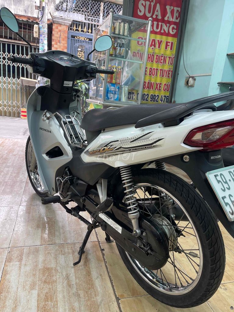 Honda Wave A 2017 Trắng 25429 km. Mua bán Xe máy tại Quận 12 Tp Hồ Chí Minh được đăng bởi Bui Van Trung hình 7