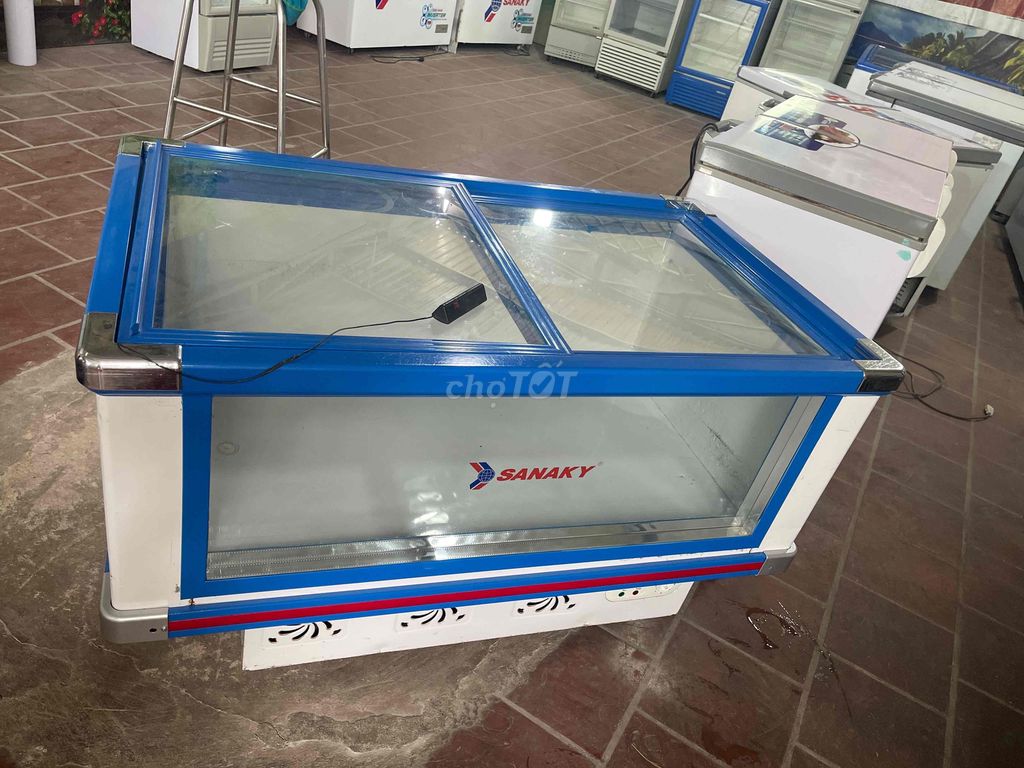 Tủ mát Sanaky 400 lít Trắng, Xanh. Mua bán Tủ lạnh tại Quận Tân Phú Tp Hồ Chí Minh được đăng bởi cửa hàng thanh lý đồ cũ hình 1