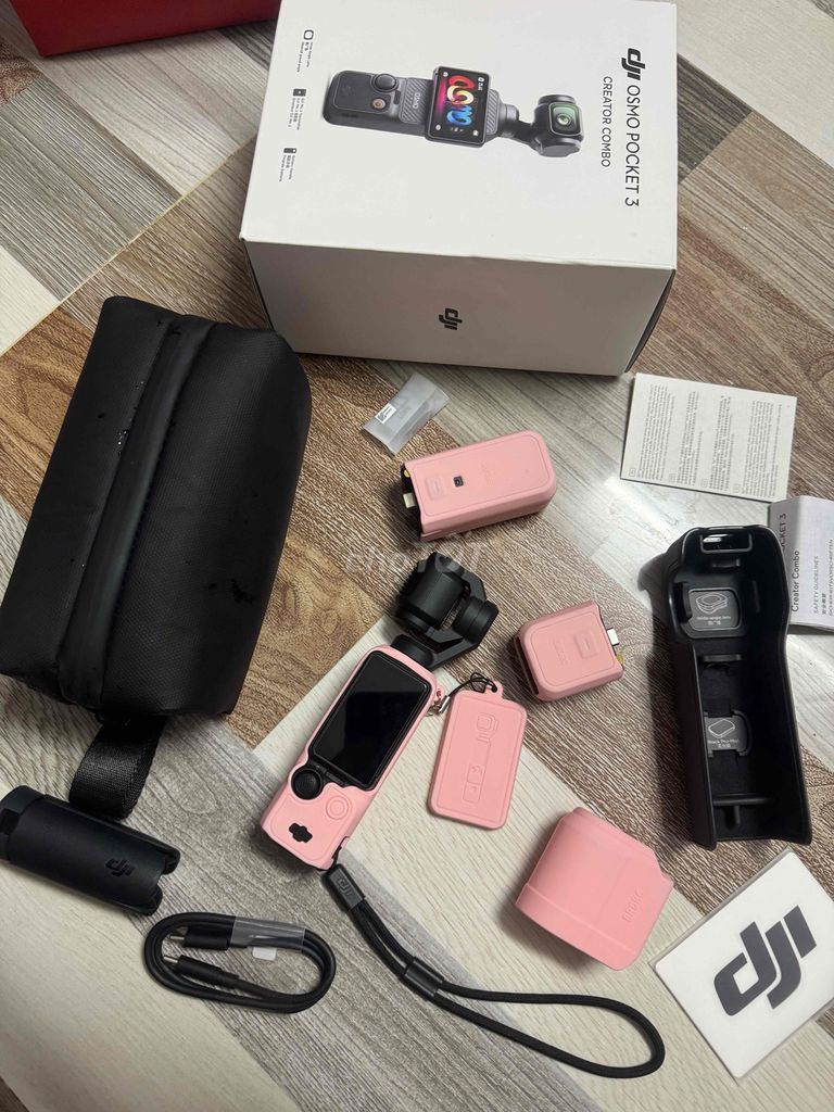 Máy quay DJI Osmo Pocket 3 Hồng. Mua bán Máy ảnh, Máy quay tại Quận Gò Vấp Tp Hồ Chí Minh được đăng bởi Nokia Sài Thành hình 1