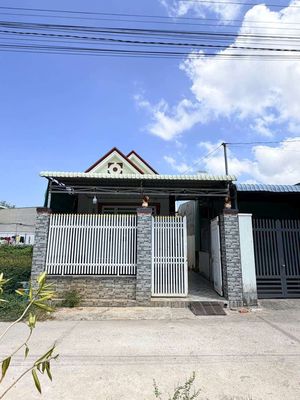Bán Gấp Nhà TT Long Điền 1.6 tỷ