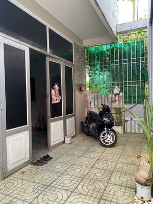 Nhà Nguyên Căn 200m2 Phú Quốc. Cho thuê căn hộ/chung cư tại Thành phố Phú Quốc Kiên Giang được đăng bởi Nguyễn Trung Kiên