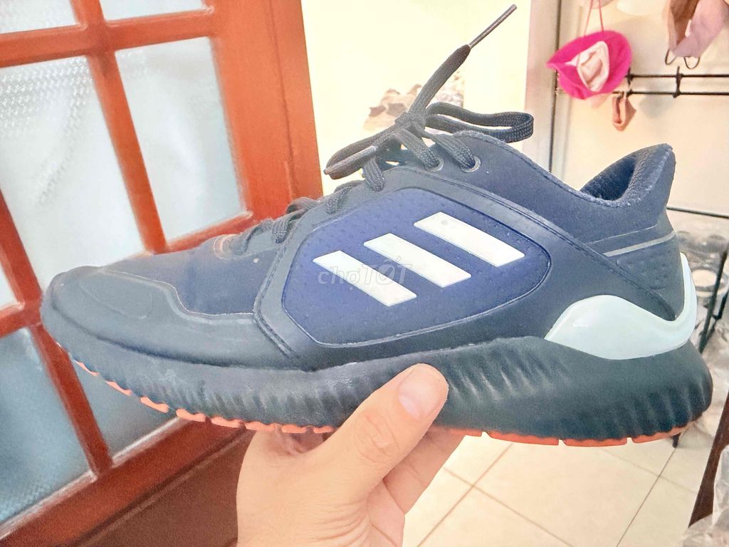 Giày chạy bộ Adidas Nam Xanh đậm 41.5. Mua bán Giày dép tại Quận Sơn Trà Đà Nẵng được đăng bởi Tôn Thất Huy Bảo hình 1
