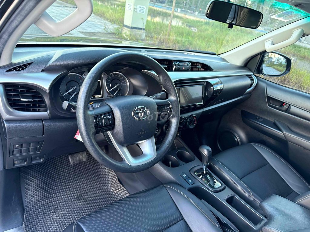 Toyota Hilux 2021 2.4E 4x2 AT - 75000 km. Mua bán Ô tô tại Thành phố Hà Tĩnh Hà Tĩnh được đăng bởi Vĩnh Trung hình 6