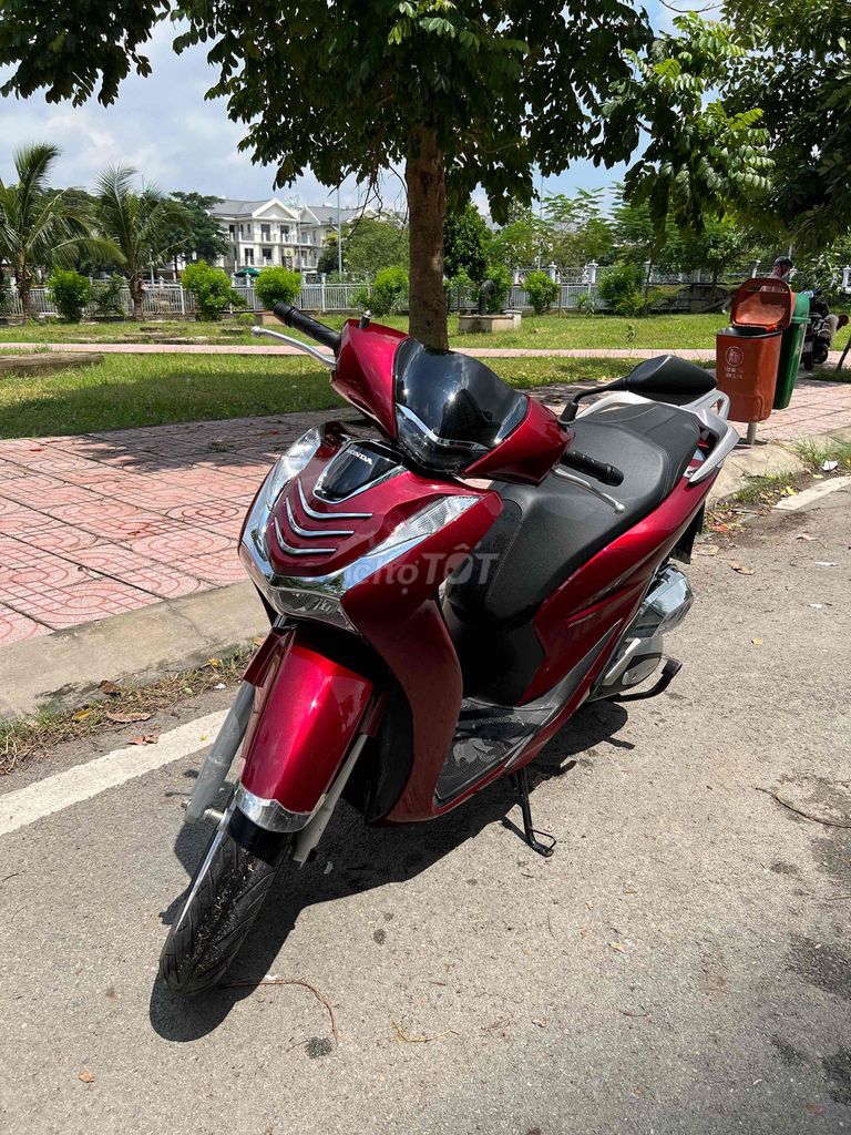 Honda SH150i 2020 Đỏ đen. Mua bán Xe máy tại Thành phố Thủ Đức Tp Hồ Chí Minh được đăng bởi Kenny Nguyen hình 4