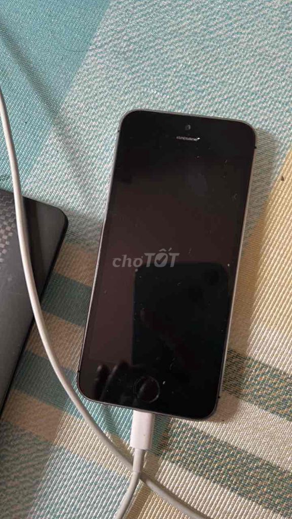 Apple iPhone 5s 16GB Xám. Mua bán Điện thoại tại Quận Hà Đông Hà Nội được đăng bởi Bùi Sơn hình 1