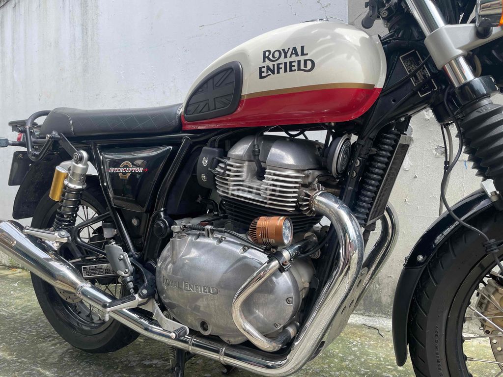 Royal Enfield Interceptor 650 2021 Đỏ Trắng. Mua bán Xe máy tại Quận Hải Châu Đà Nẵng được đăng bởi Thong Nguyen hình 8