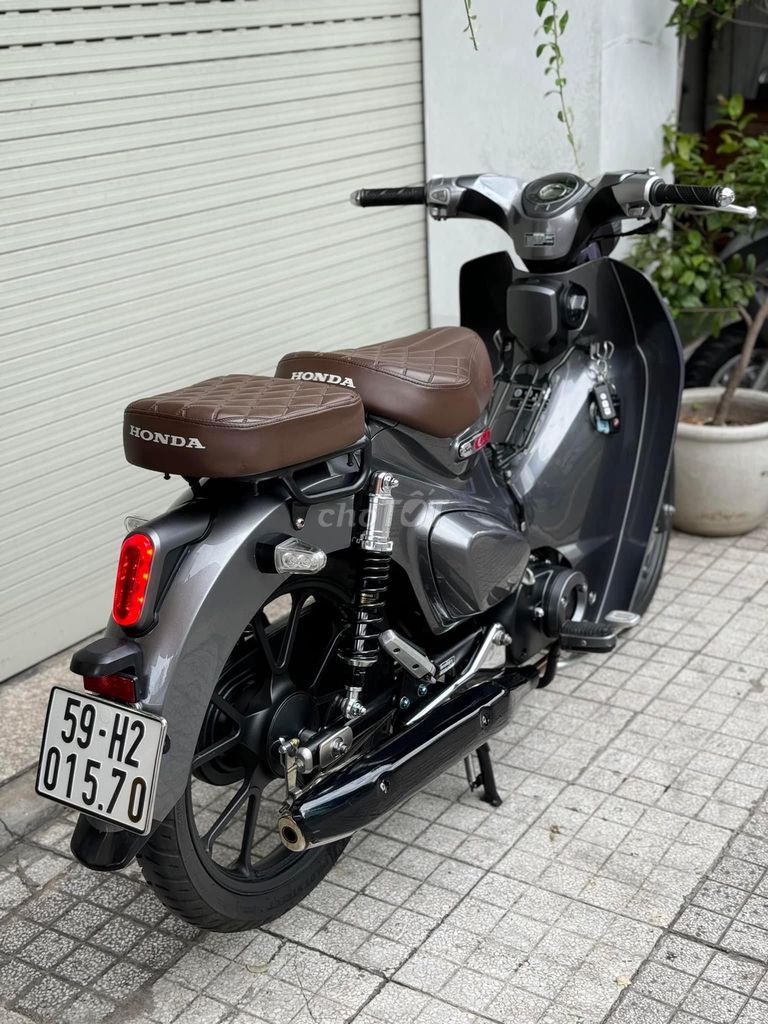 Honda Super Cub 125cc màu Xám Lambo. Mua bán Xe máy tại Quận Phú Nhuận Tp Hồ Chí Minh được đăng bởi Nghia Tran hình 9