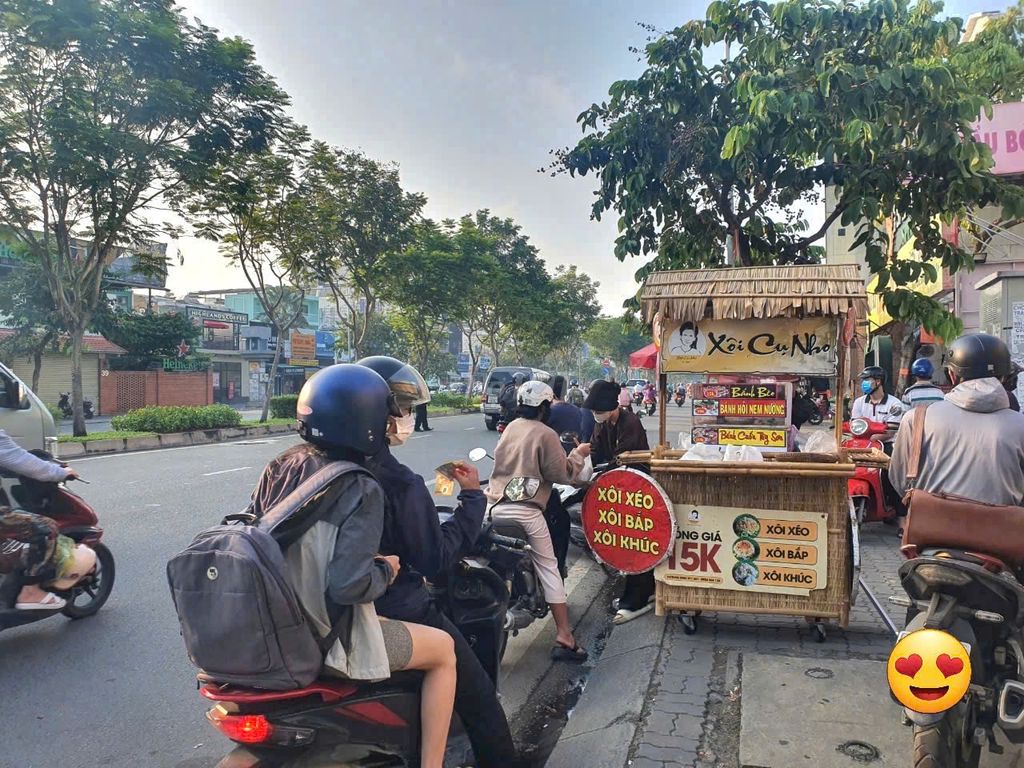 TUYỂN NHÂN VIÊN BÁN XÔI