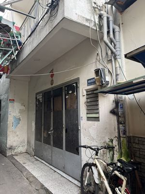 Nhà đúc 3 tầng ngang 4,5m Lạc Long Quân ngay chợ vải Tân Bình. Mua bán nhà ở tại Quận Tân Bình Tp Hồ Chí Minh được đăng bởi Ngọc Phát